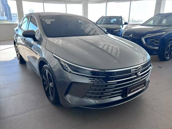 BYD KING 1.5 DM-I PHEV GL AUTOMÁTICO BYD KING 1.5 DM-I PHEV GL AUTOMÁTICO